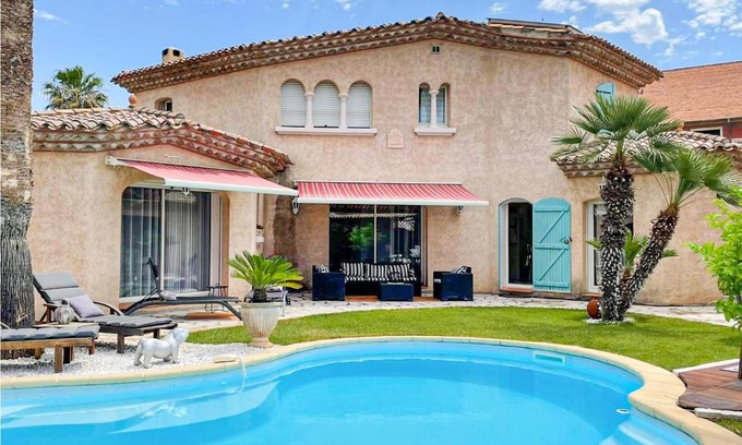 Puisserguier Casa | Cozy Home In Puisserguier