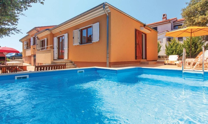 Vinkuran Casa | Acogedora casa en Pula con WiFi