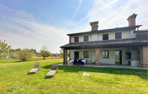 Rosa Casa | Cozy Home In Rosà With Wifi