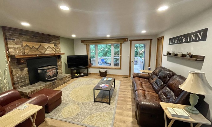 Lake Ann Casa | Cozy home in the heart of Lake Ann Village!