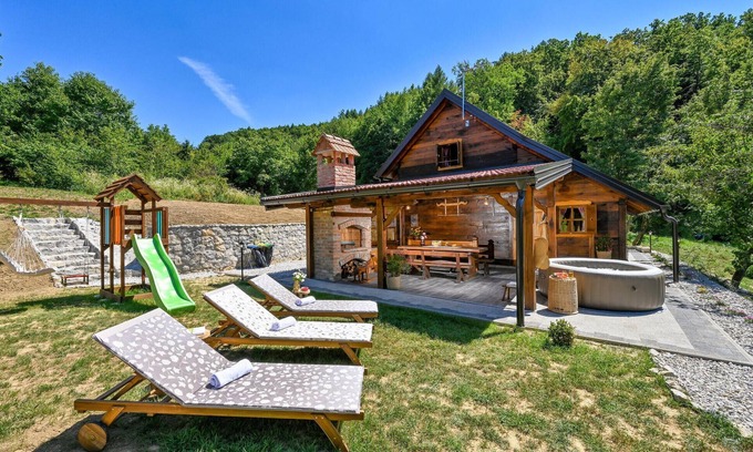 Gornji Kneginec Casa | Acogedora casa en Varazdin Breg con.