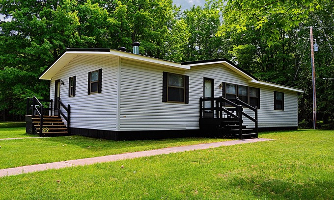 Silver City Casa | Cozy home minutes from Porcupine Mountains and Lake Superior