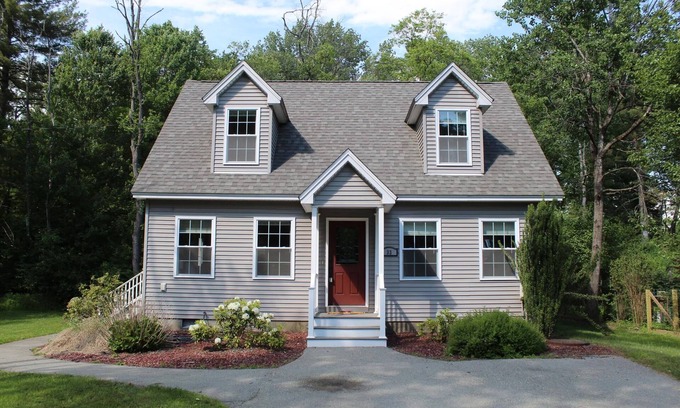 Keene Casa | Cozy Home Near Downtown, Shops, and Restaurants.