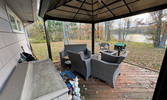Rainy River District Casa | Cozy Home On The Rainy River, Ontario