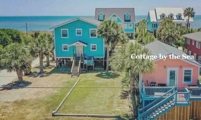 Edisto Island Casa | Cozy home sleeps 4 & just a few steps to the beach & Linens Included!