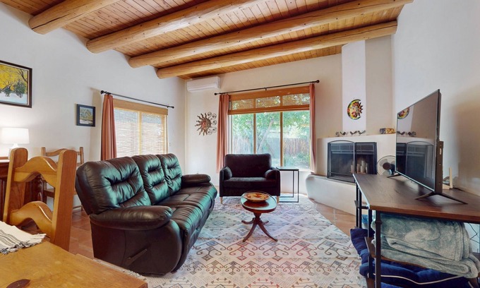 Taos Casa | Cozy home w/ patio & large yard, internet, W/D - Ski area nearby - dogs OK