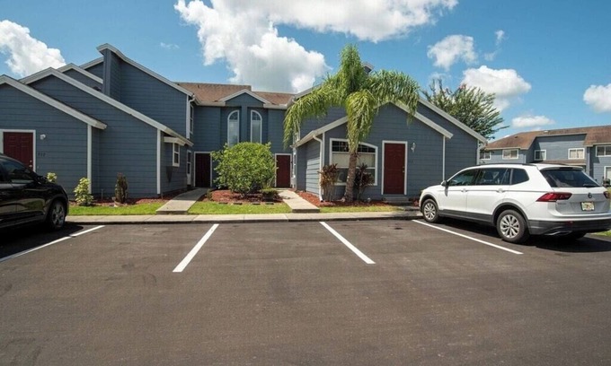 Regal Palms Casa | Cozy home with gym and pool - Pets welcome
