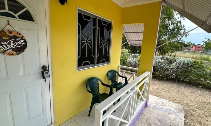 Spring Village Casa | Cozy home with lot of spaces, 15 minutes away from the town.