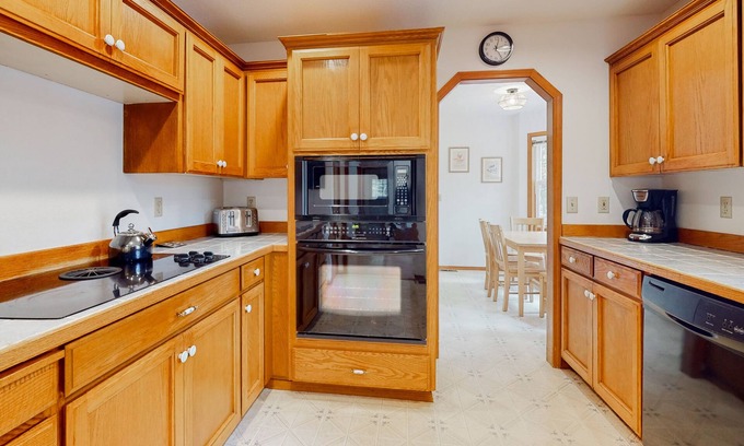 Zigzag Casa | Cozy home with river access, private hot tub, wood stove, fireplace, & W/D