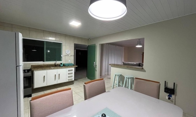 Pontal do Parana Casa | Cozy house close to the beach in a quiet resort