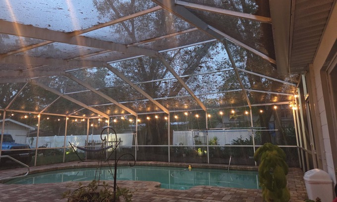 Town N County Park Casa | Cozy house in charming Tampa with AC, WiFi