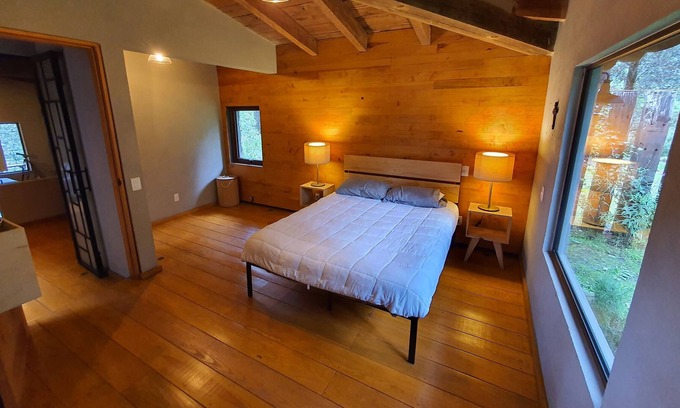 Valle de Bravo Casa | Cozy House in the Woods