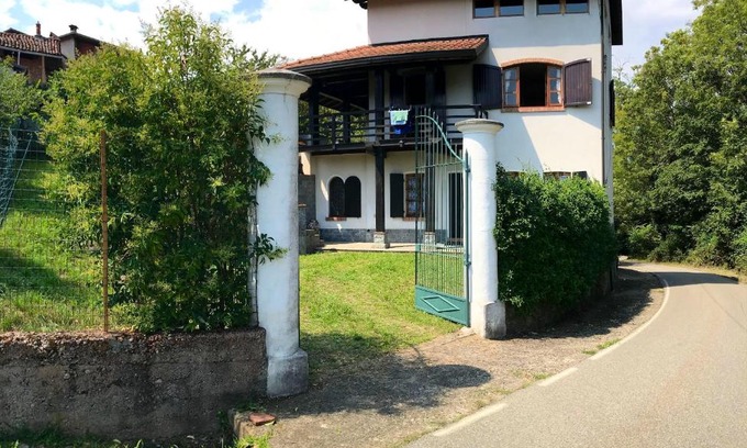 Sostegno Casa | Cozy house near Asei with garden and terrace