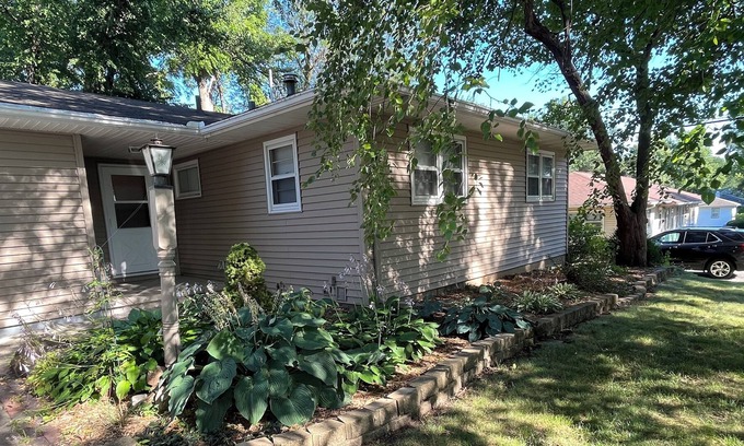Cedar Falls Casa | Cozy house near restaurants, stores, and bike trails