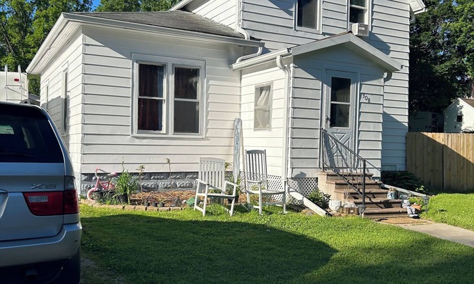 Preston Casa | Cozy house / small town living. Attractions include trout capital of Minnesota