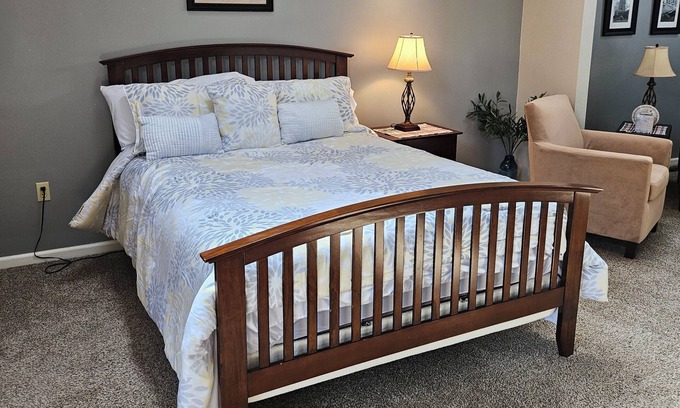 Moon Township Apartamento | Acogedor en Coraopolis-Suite B