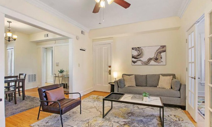 East Albany Park Apartamento | Cozy & Inviting 2BR Apartment - Sunnyside 3F