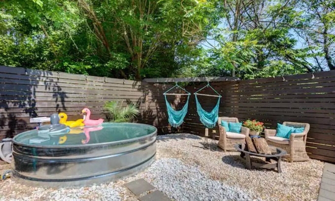 Winston - Salem Casa | Cozy King Blue H2O Staycation , Stock Tank Pool, Hot Tub, Fire Pit Pets OK!