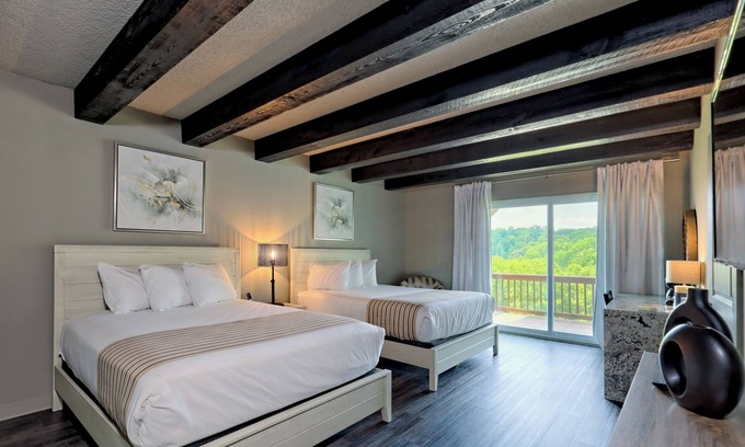 Clayton Condominio | Cozy KW 305 Suite in Clayton, GA with 2 Queen Beds and Mountain Views