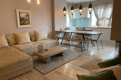 Pogradec Apartamento | Cozy Lake Front Flat Bequeme Wohnung an der See