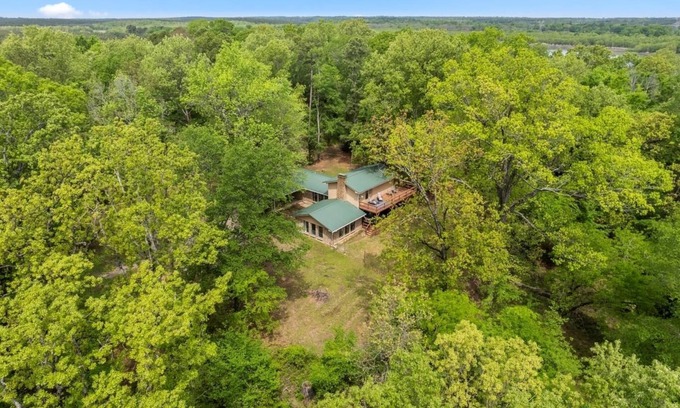Dogwood Casa | Cozy Lake Home - Lake Bob Sandlin - Lake Monticello - Lake Cypress Springs