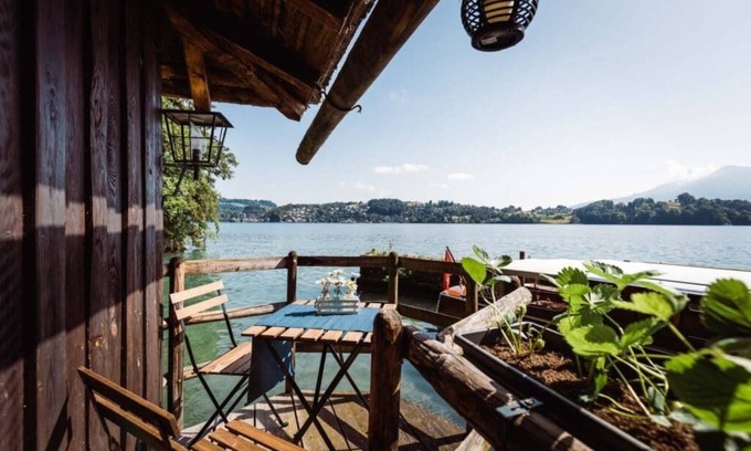 Horw Apartamento | Cozy Lake Villa with Calming Terrace
