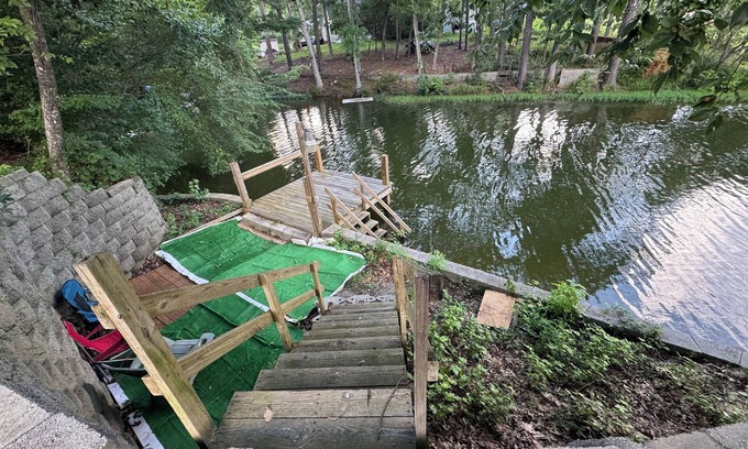 Leesville Apartamento | Cozy Lakefront 2-Bedroom First-Floor Retreat