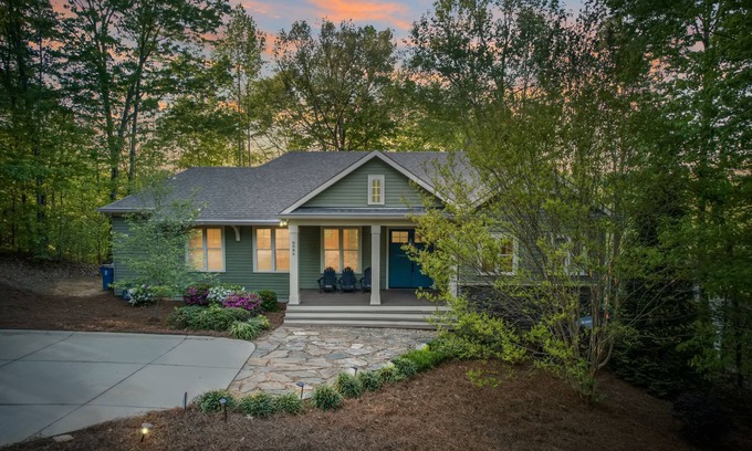 Catawba Casa | Cozy Lakefront Getaway w/Dock, Fire Pit, Screened Porch & Hot Tub