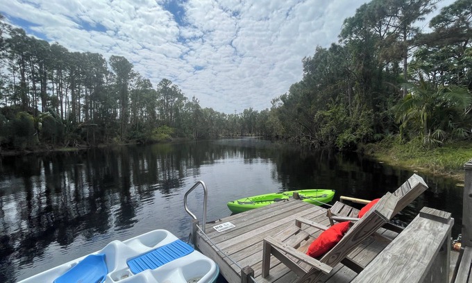 Port Saint Lucie Casa | Cozy Lakeside Retreat