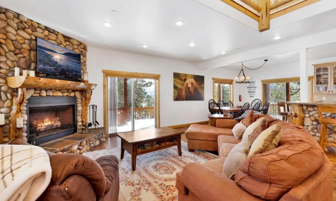 Fawnskin Chalet De Esquí | Cozy Lakeview Hideaway by Big Bear Vacations Amazing Fawnskin Log Cabin Chalet