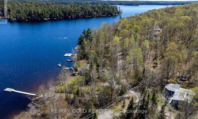 Catchacoma Cabaña | Cozy Lakefront Retreat on 5 Acres
