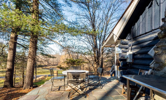 Washingtonville Cabina | Cozy Log Cabin in Hudson Valley