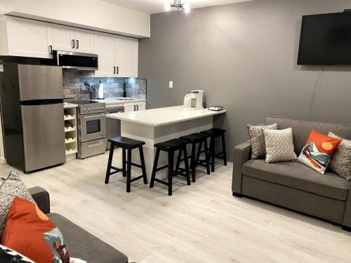 Lincoln Apartamento | COZY LOON MOUNTAIN ESCAPE - Free shuttle, Pool, Hot tub, River&Mnt Views