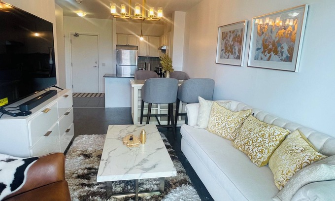 Maple Leaf Condominio | Cozy lovely 2Bedrooms and 2 bathrooms Condominium