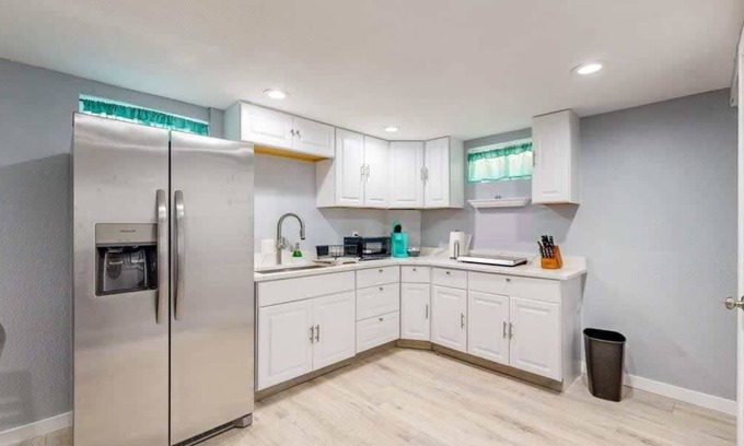 South Westminster Casa | Cozy Lower Unit | King & Bunk Bed | Great for Families