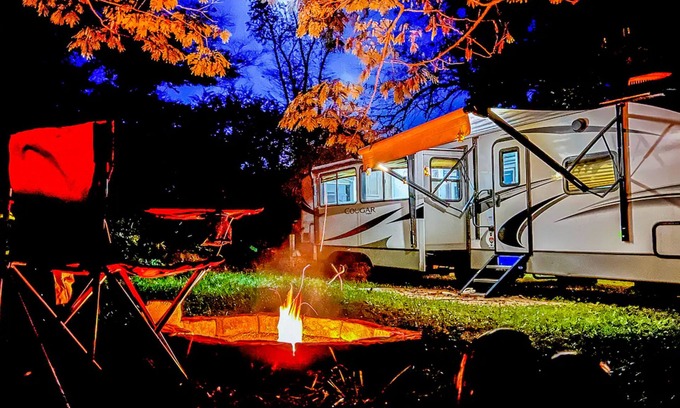 Mountain Rest Casa | Cozy Luxe RV: Your Foothills Haven on the Mountain