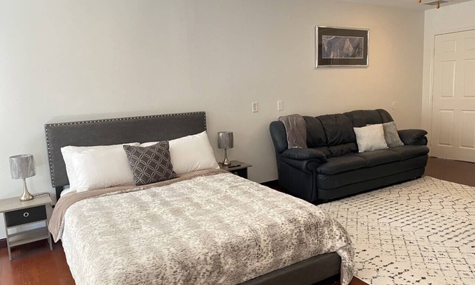 Highland Pines Apartamento | Cozy Luxury Suite In The Heart Of Fort Myers Close To Everything!