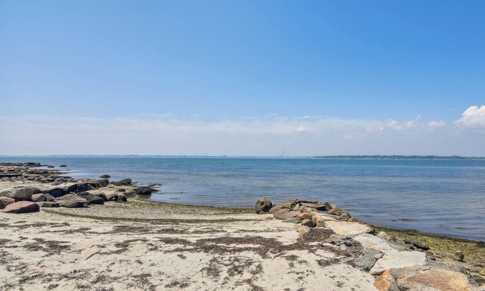 Fairhaven Cabaña | Cozy Massachusetts Escape w/ Patio, Near Beaches!