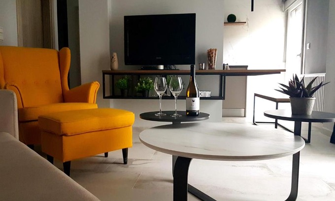 Thessaloniki City Centre Apartamento | Cozy Modern Apartment Inside The City Center