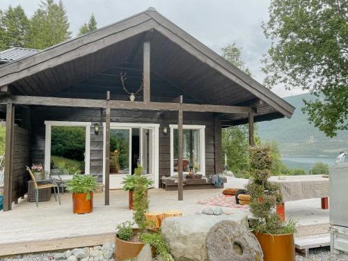 Torheim Casa | Cozy Modern Cabin In West Norway With View