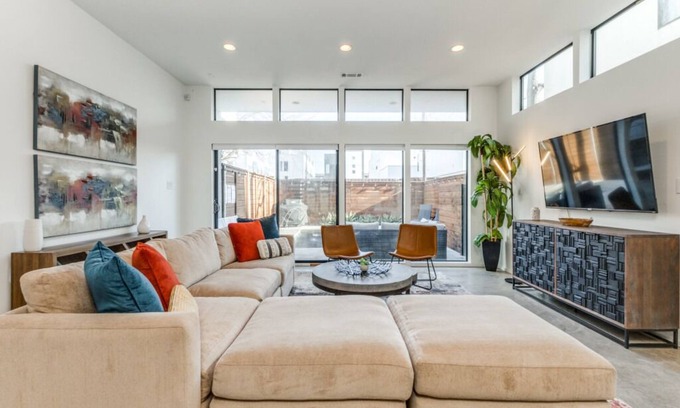 Old East Dallas Casa | Cozy Modern Home + Private Pool + Central Dallas Location