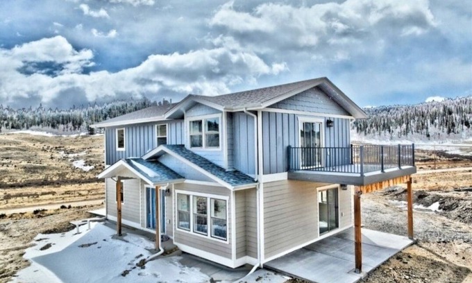 Indian Mountain Cabina | Cozy Modern Mountain Cabin