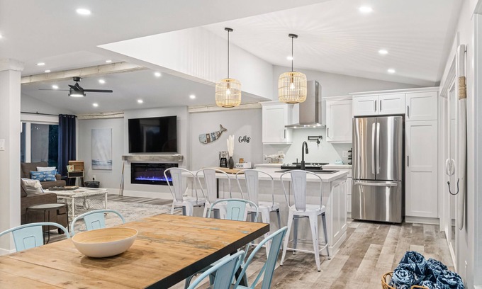Cormierville Chalet De Esquí | Acogedora y Moderna Cabaña con Vista al mar y Bañera de Hidromasaje