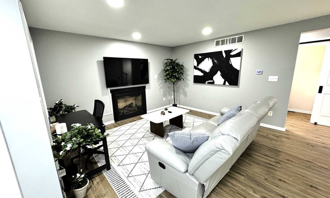 New Castle Casa | Cozy Modern Villa Sum