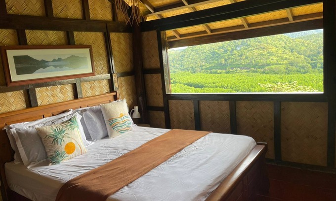Busuanga Cabina | Cozy Mountain Cabin in Busuanga with Stunning Sunrise View w FREE SCOOTER TO USE