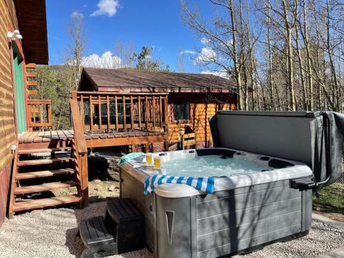 Alma Casa | Cozy Mountain Cabin W Hot Tub Breathtaking Views