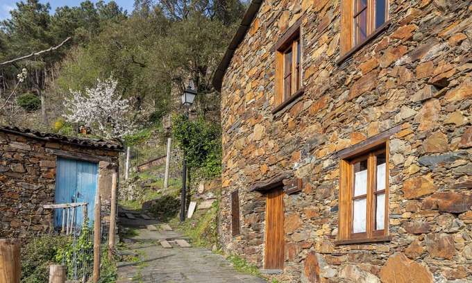 Lousa Casa | Acogedora casa de montaña para dos