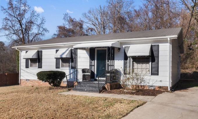 Durham Casa | Acogedor nido de Durham 3BR @ Curtis