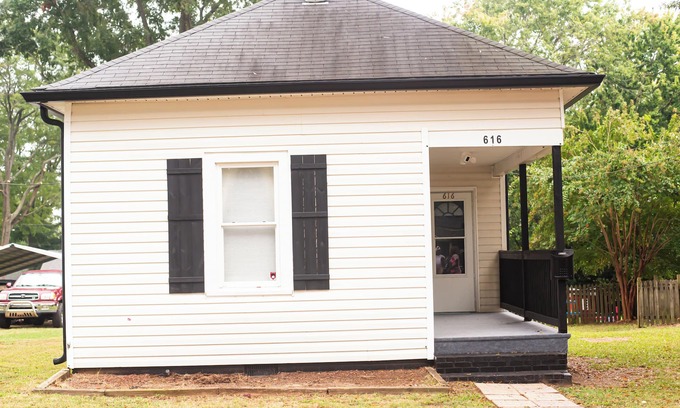 Kannapolis Casa | Cozy Nest Cottage in downtown Kannapolis