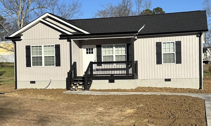 Dalton Casa | Cozy New Build Home-3BR, 2BA-Dalton, Ga
